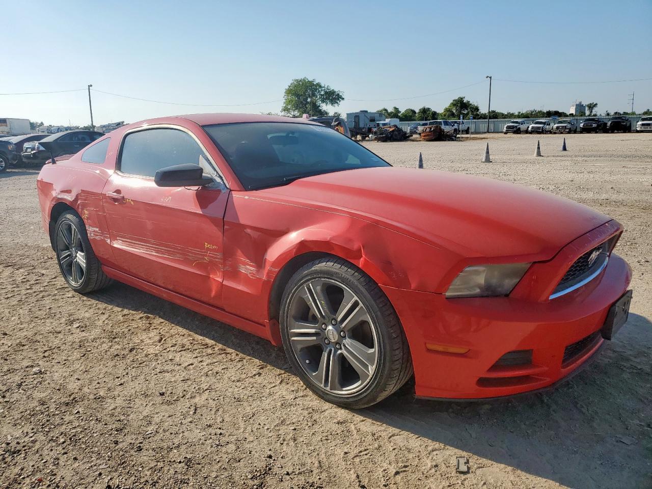 2013 FORD MUSTANG