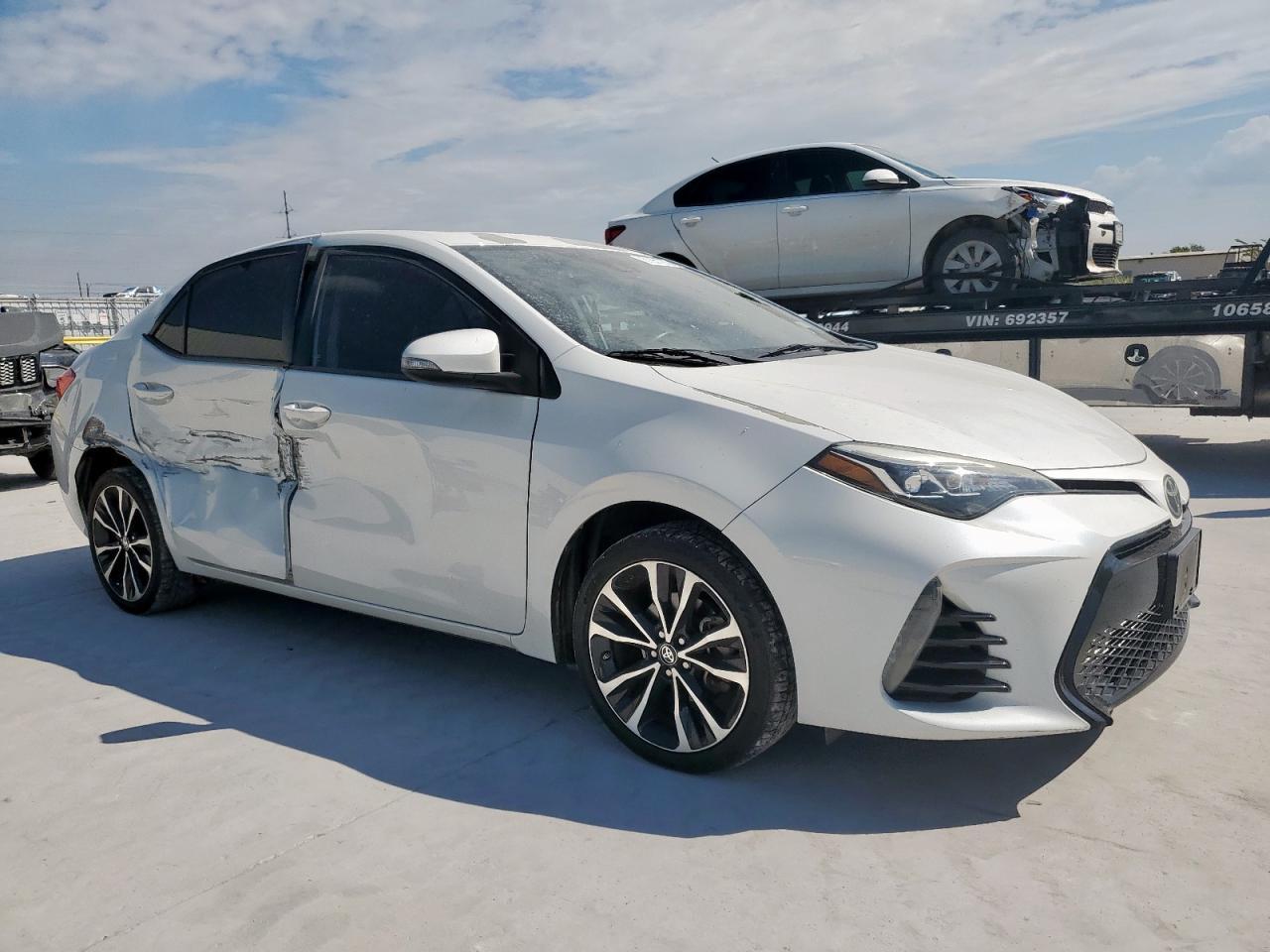 2017 TOYOTA COROLLA