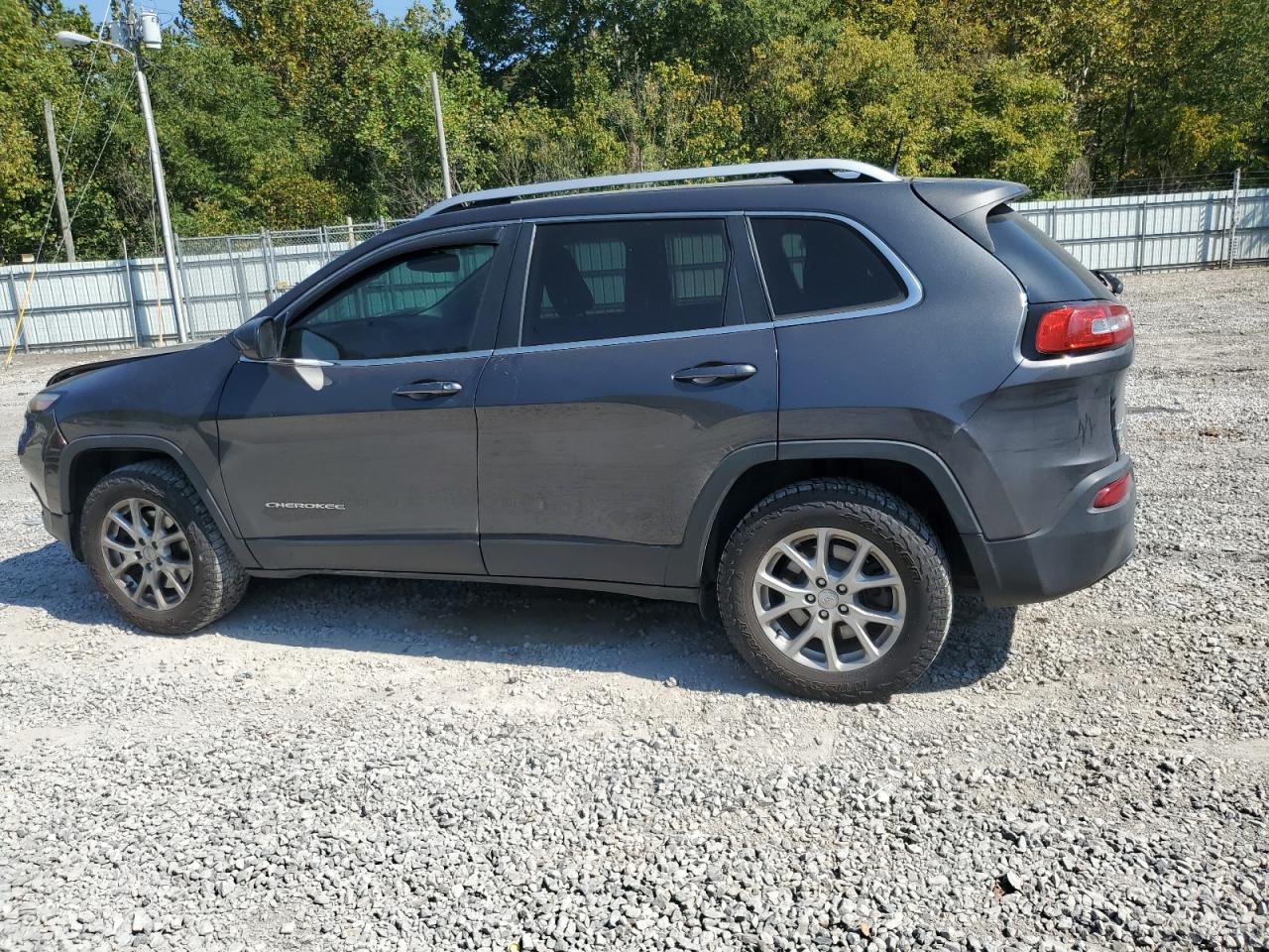 2016 JEEP CHEROKEE
