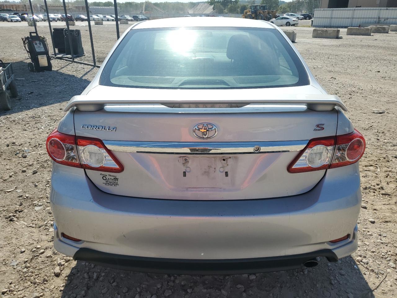 2011 TOYOTA COROLLA