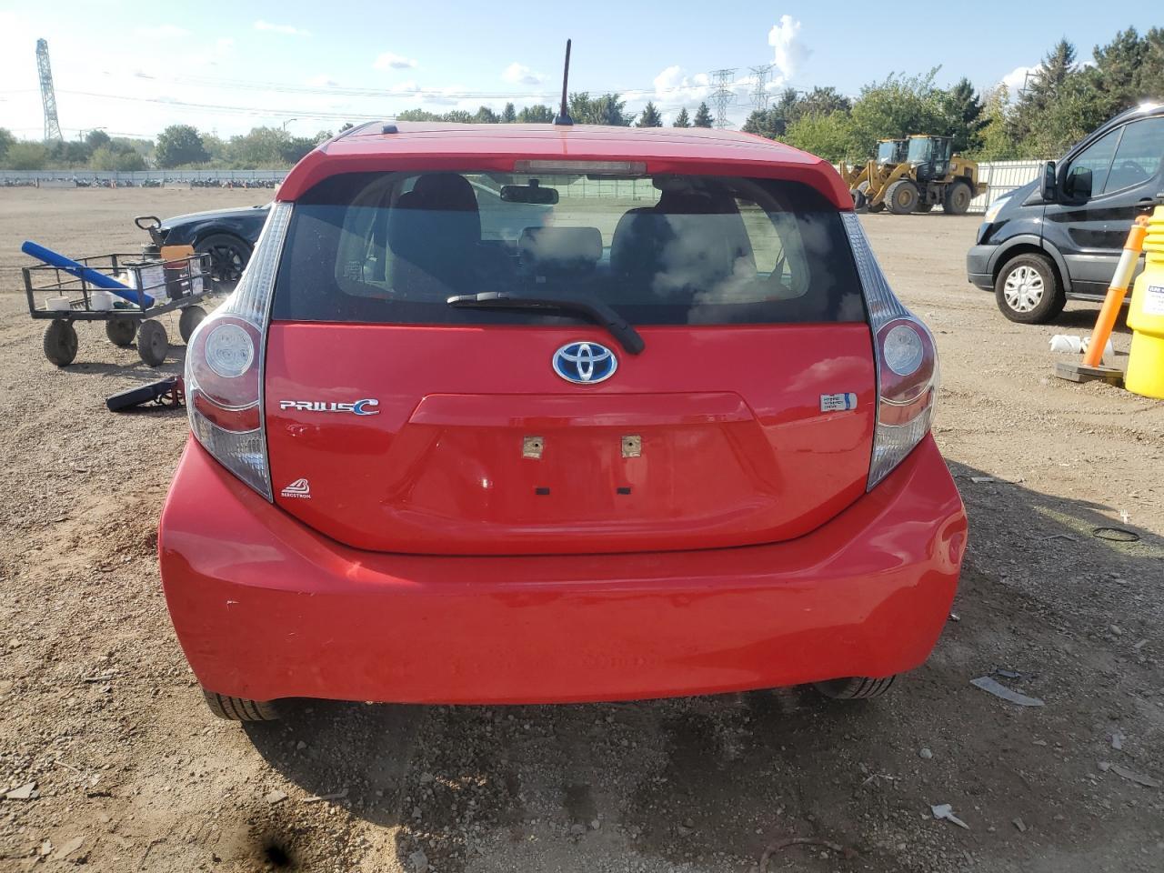 2014 TOYOTA Prius c