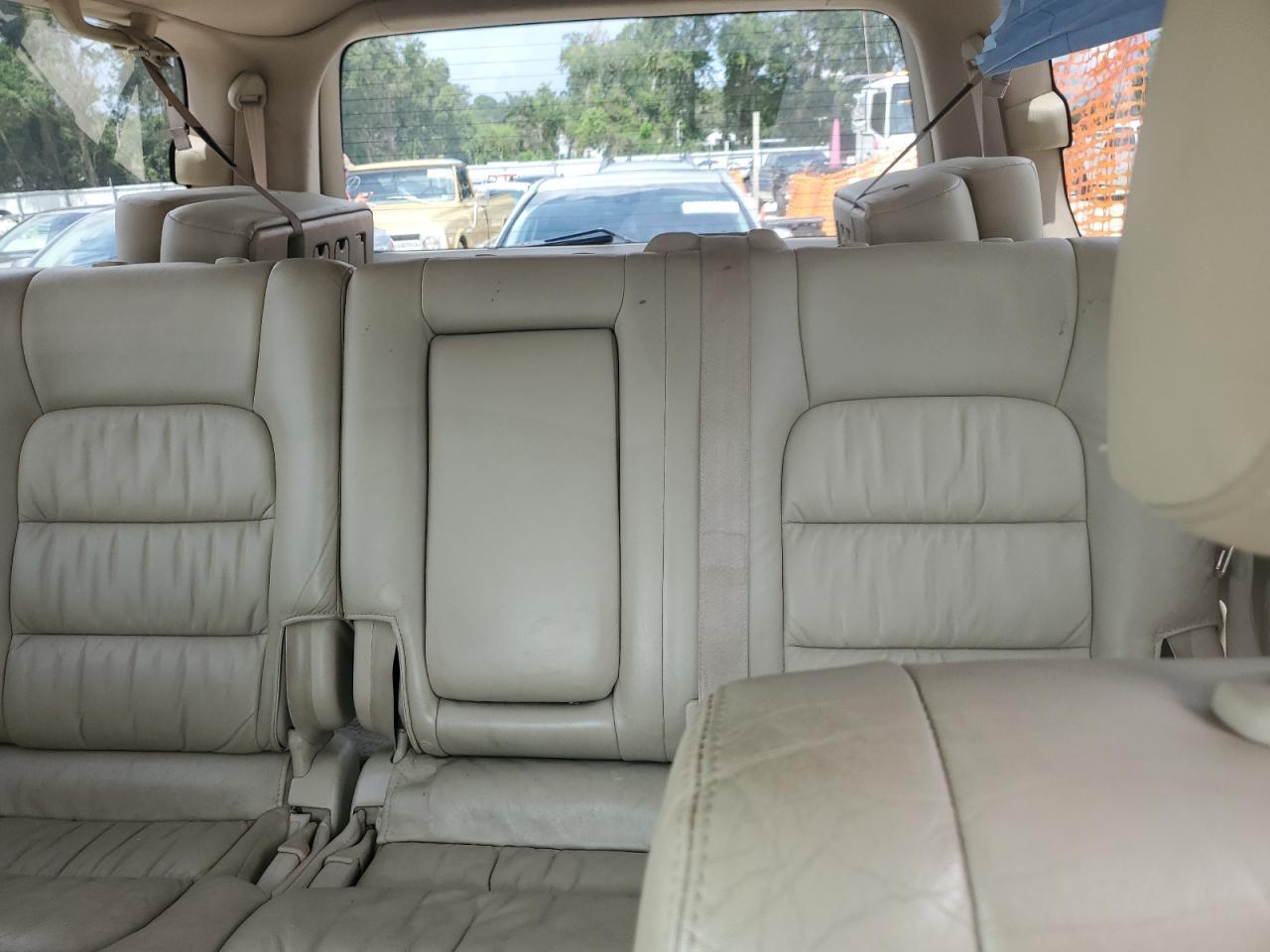 2005 LEXUS Lx
