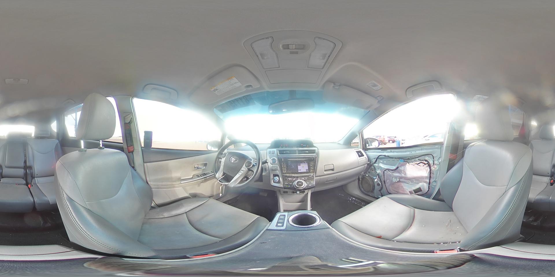 2016 TOYOTA PRIUS V