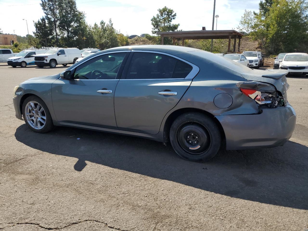 2009 NISSAN Maxima