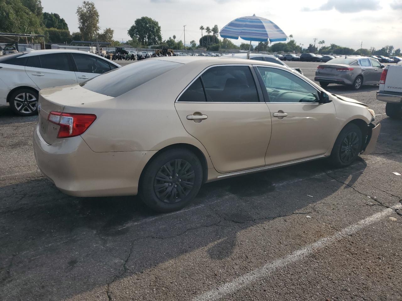 2012 TOYOTA CAMRY