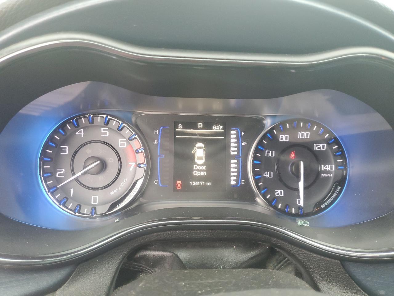 2015 CHRYSLER 200