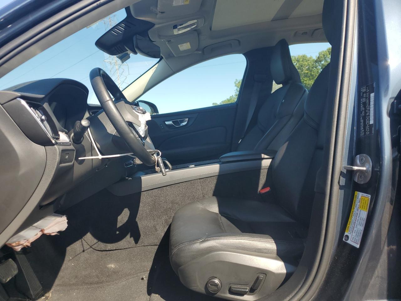 2024 VOLVO S60