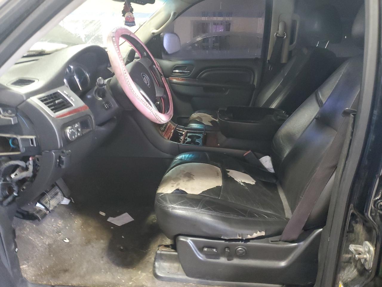 2012 CADILLAC ESCALADE