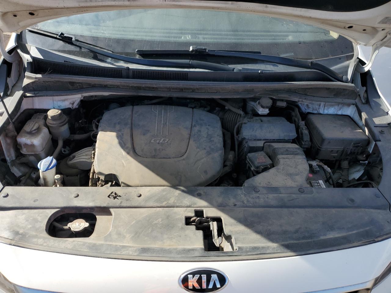 2016 KIA SEDONA