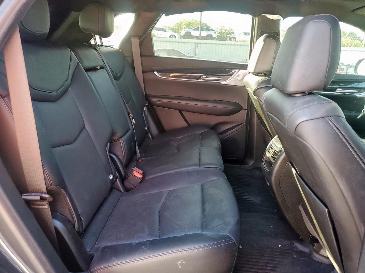 2021 CADILLAC XT5