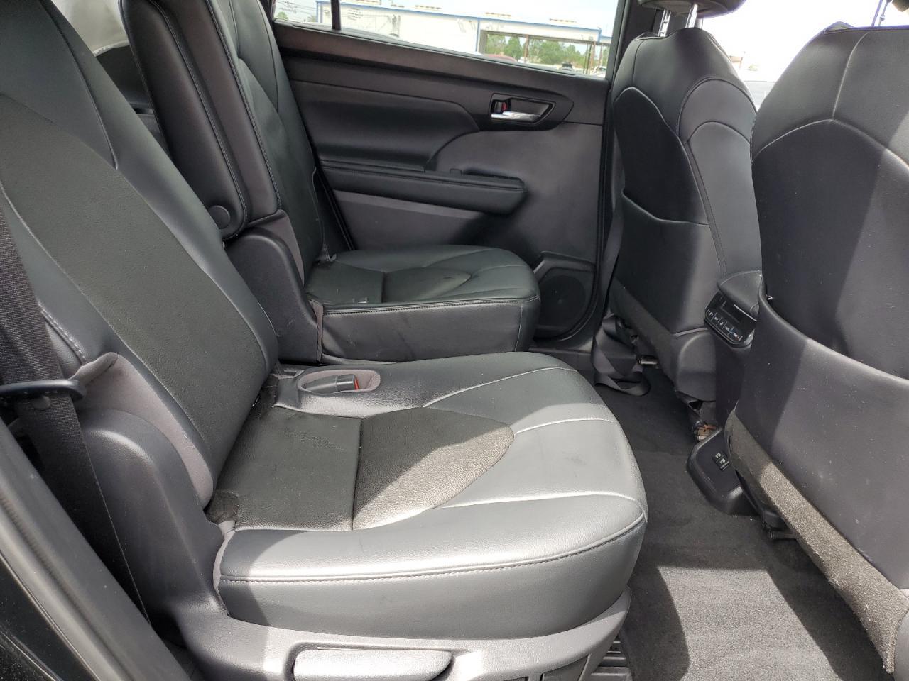 2021 TOYOTA HIGHLANDER