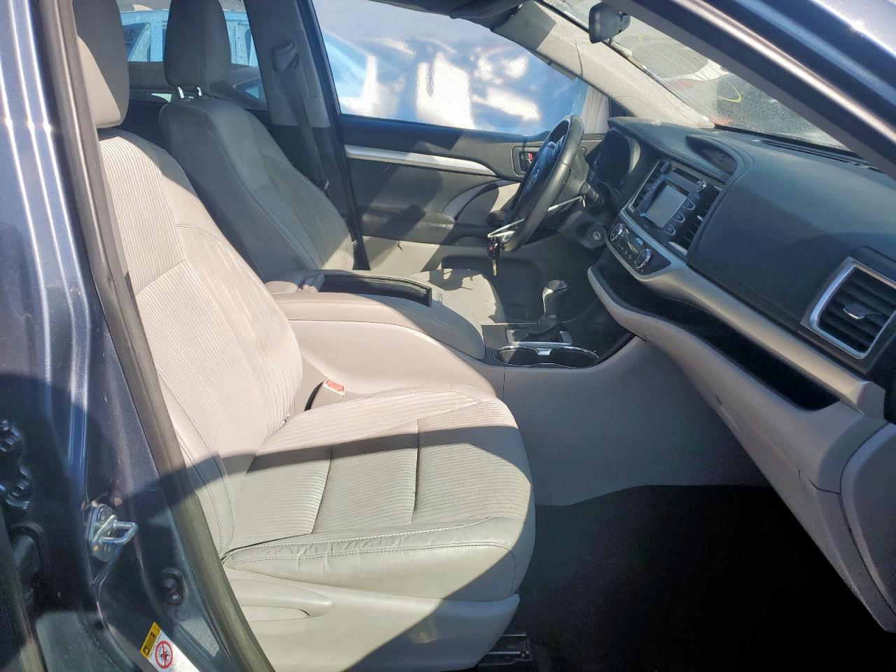 2015 TOYOTA HIGHLANDER