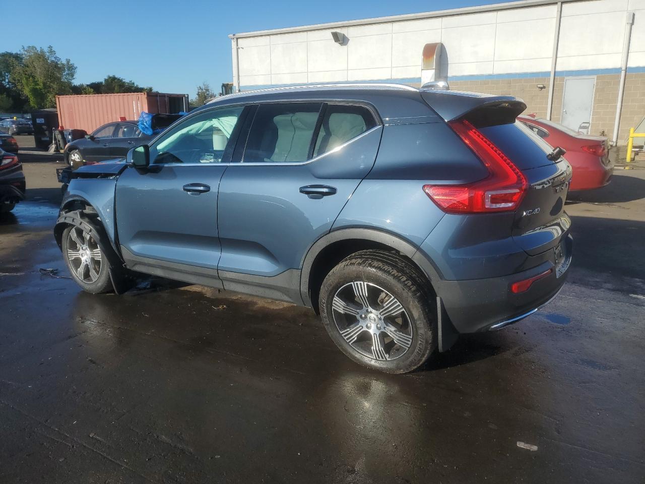 2020 VOLVO XC40