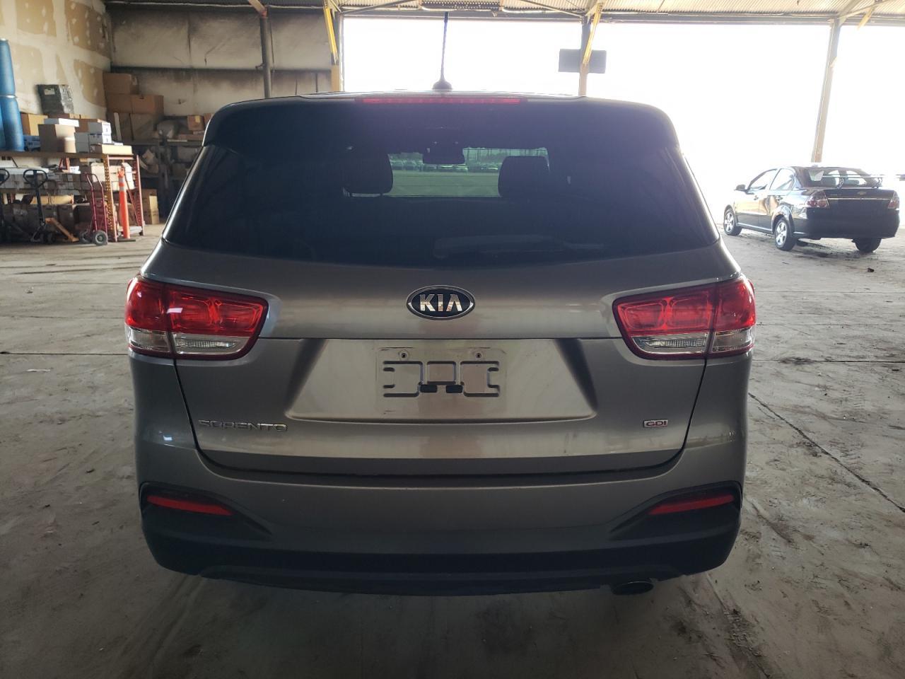 2016 KIA SORENTO