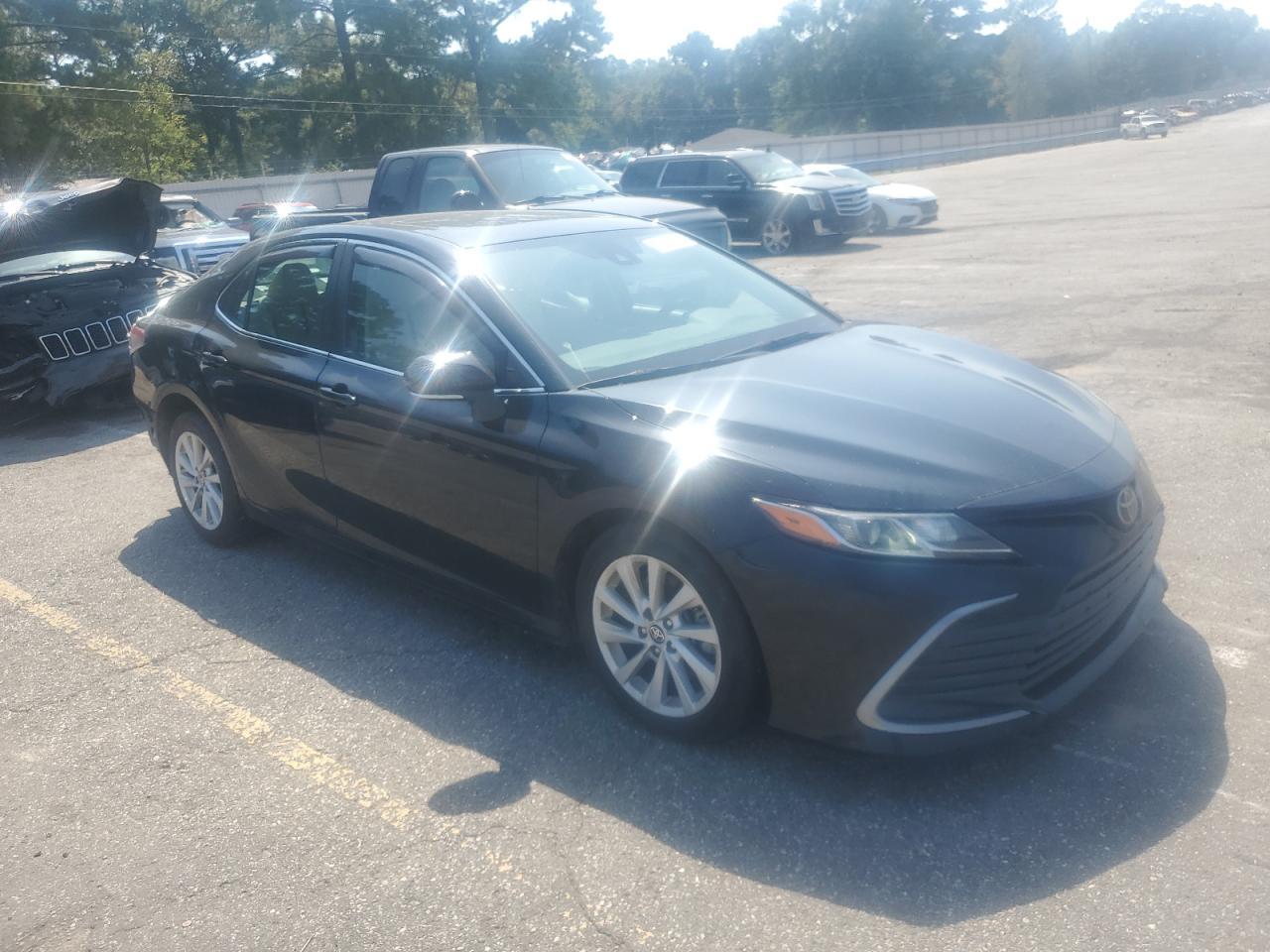 2022 TOYOTA CAMRY
