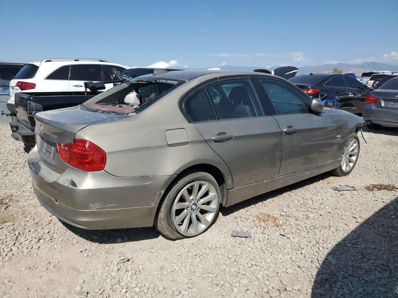 2011 BMW 3 SERIES