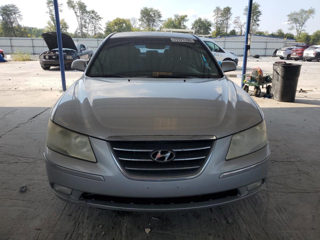 2010 HYUNDAI SONATA