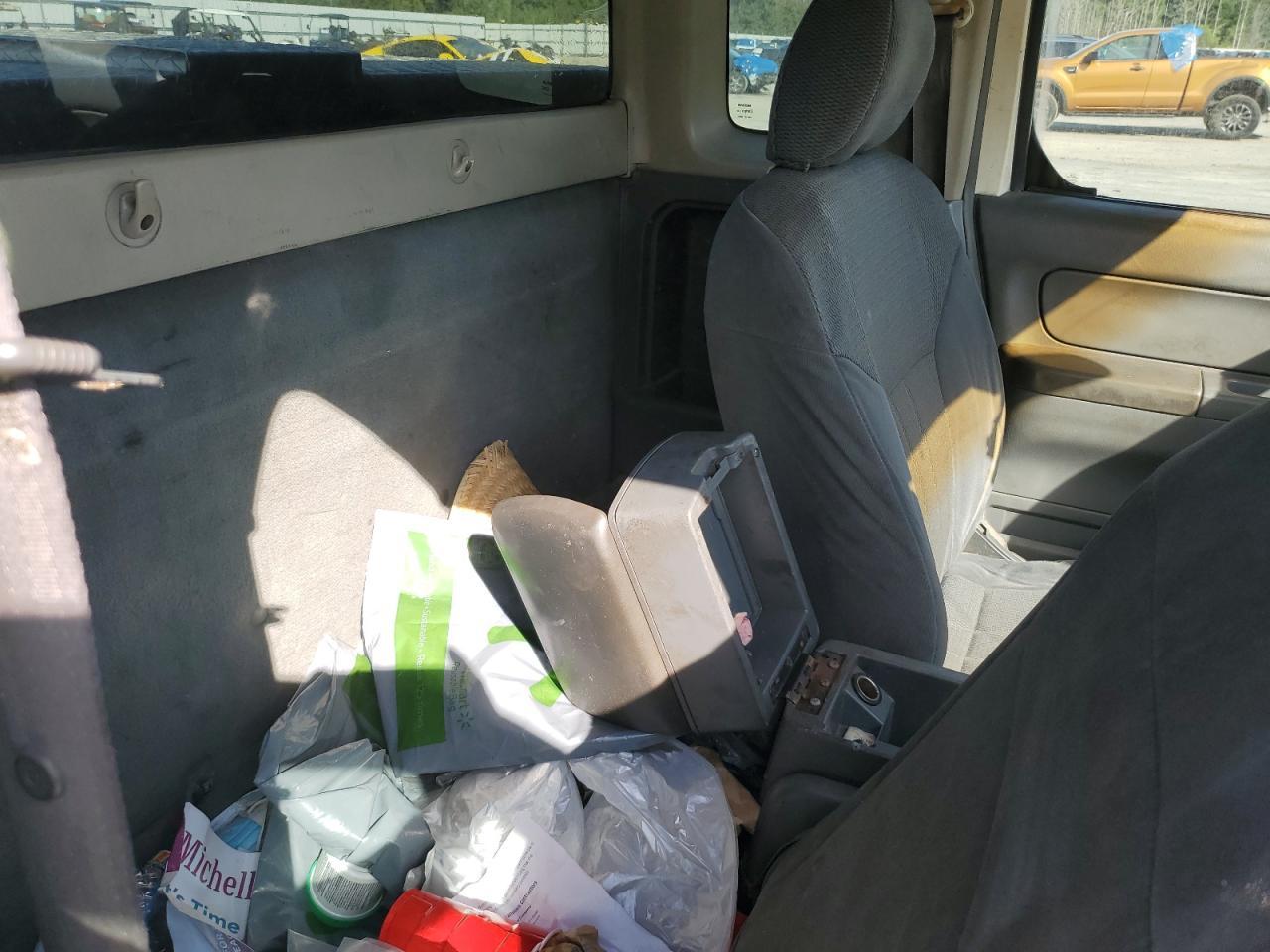2002 NISSAN Frontier