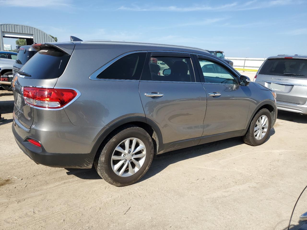 2017 KIA SORENTO