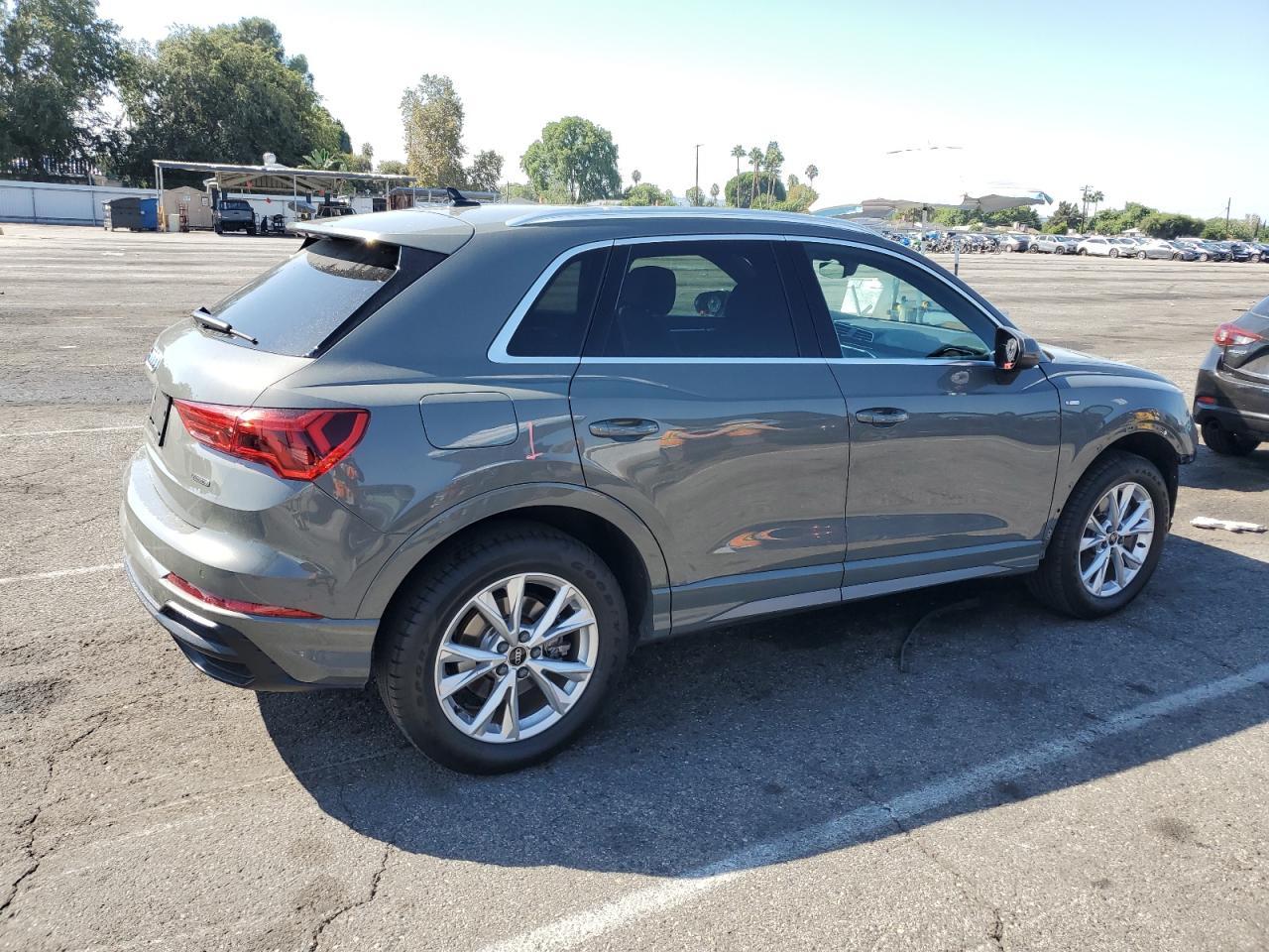 2022 AUDI Q3