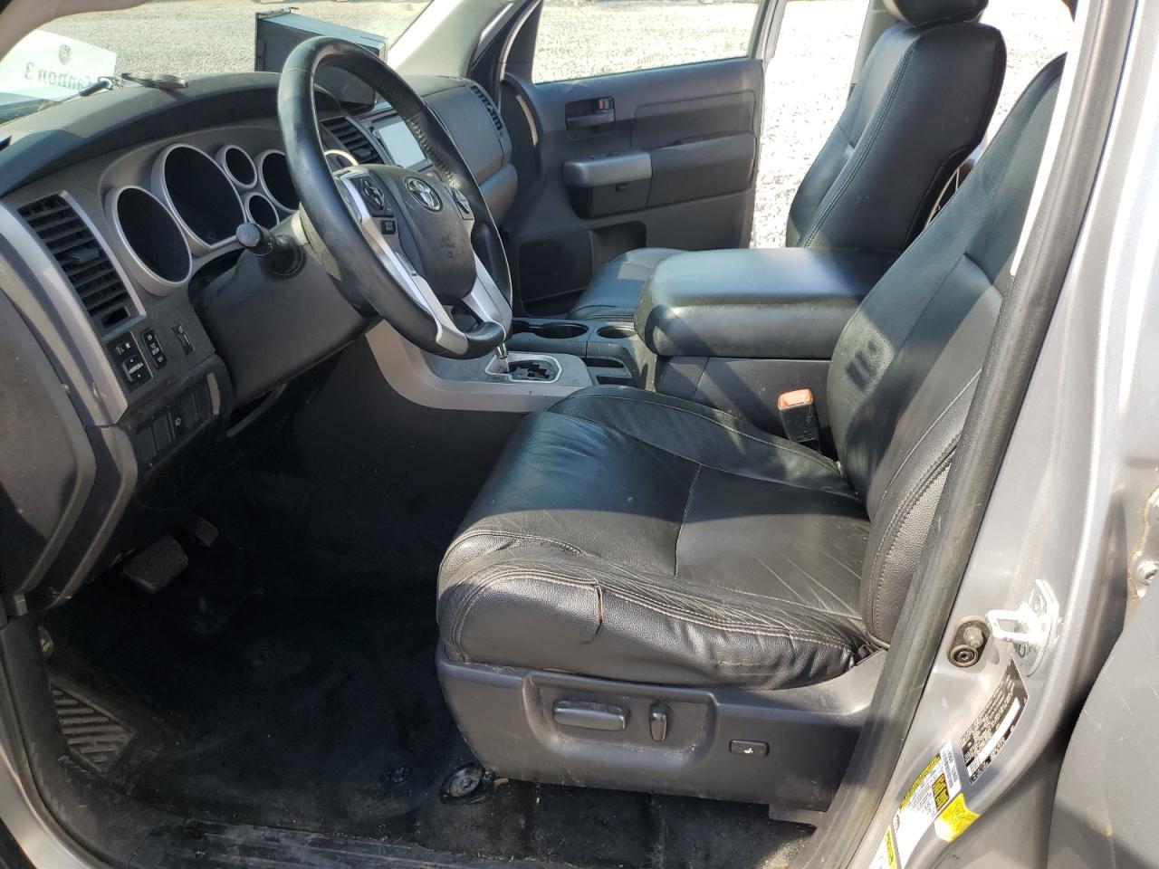 2017 TOYOTA Sequoia
