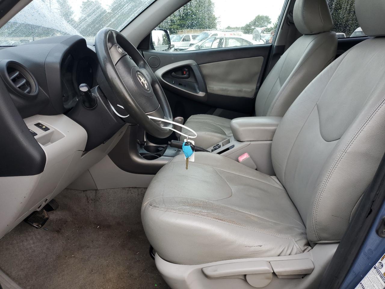 2011 TOYOTA RAV4