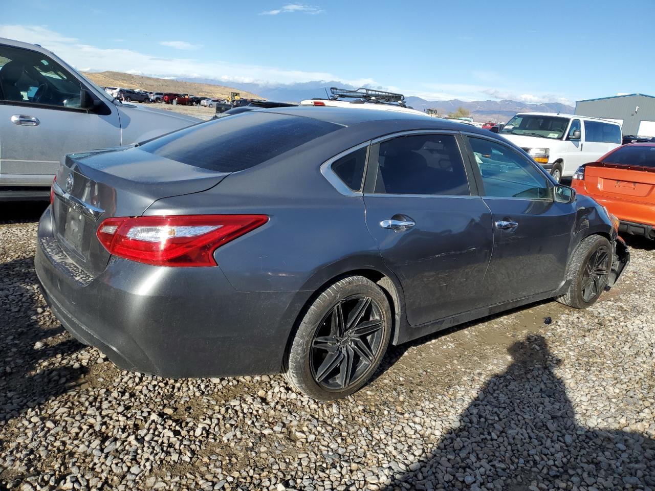 2016 NISSAN ALTIMA