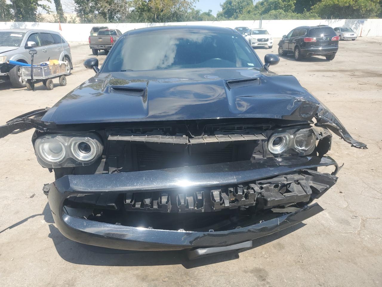 2015 DODGE Challenger