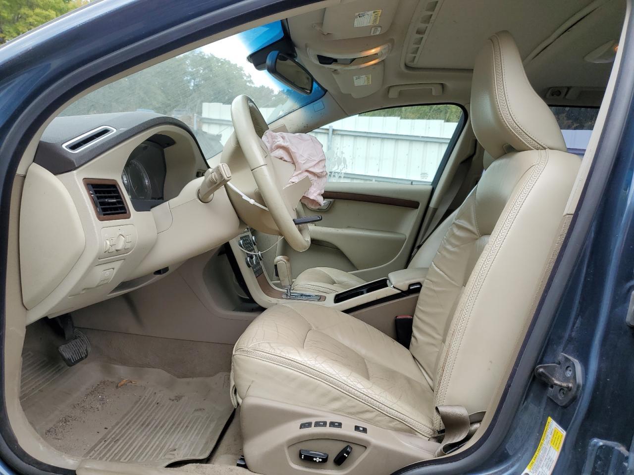 2009 VOLVO XC70