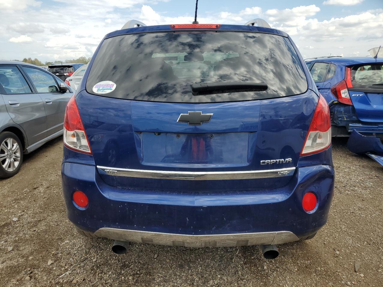 2012 CHEVROLET Captiva