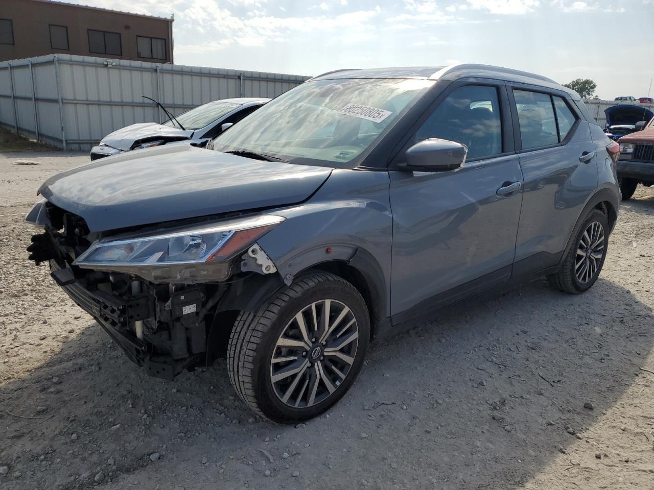 2021 NISSAN KICKS