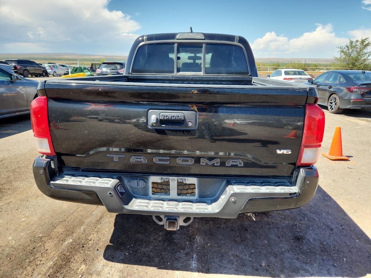 2016 TOYOTA TACOMA