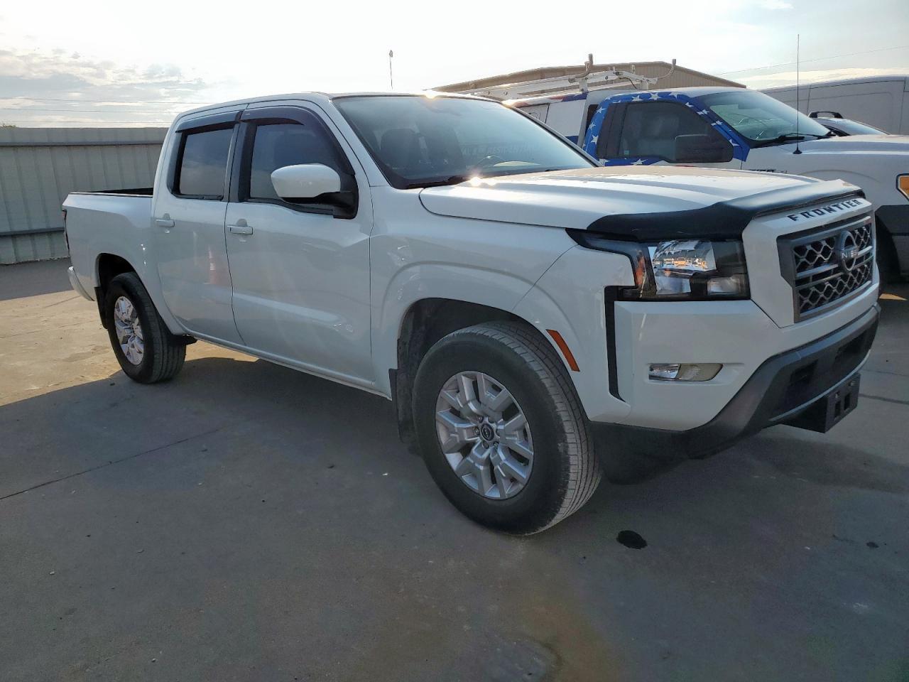 2023 NISSAN Frontier