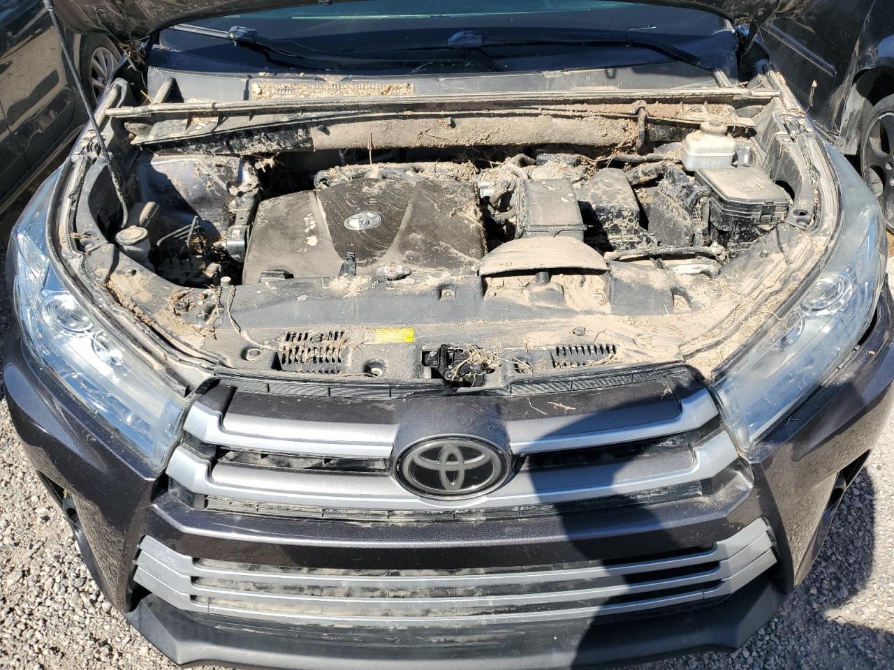 2018 TOYOTA HIGHLANDER