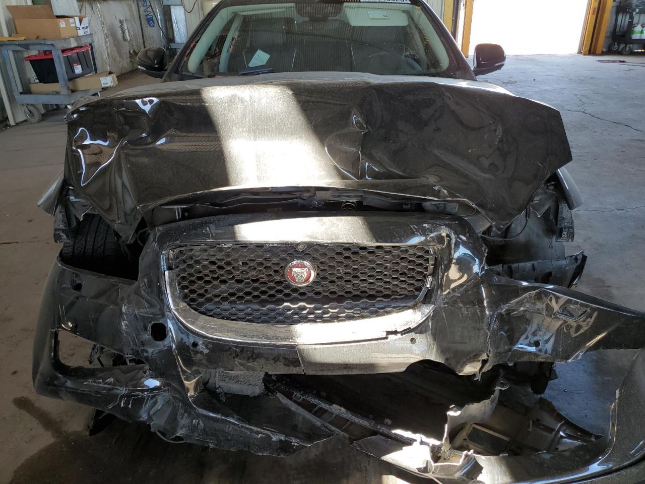 2018 JAGUAR Xj-Series