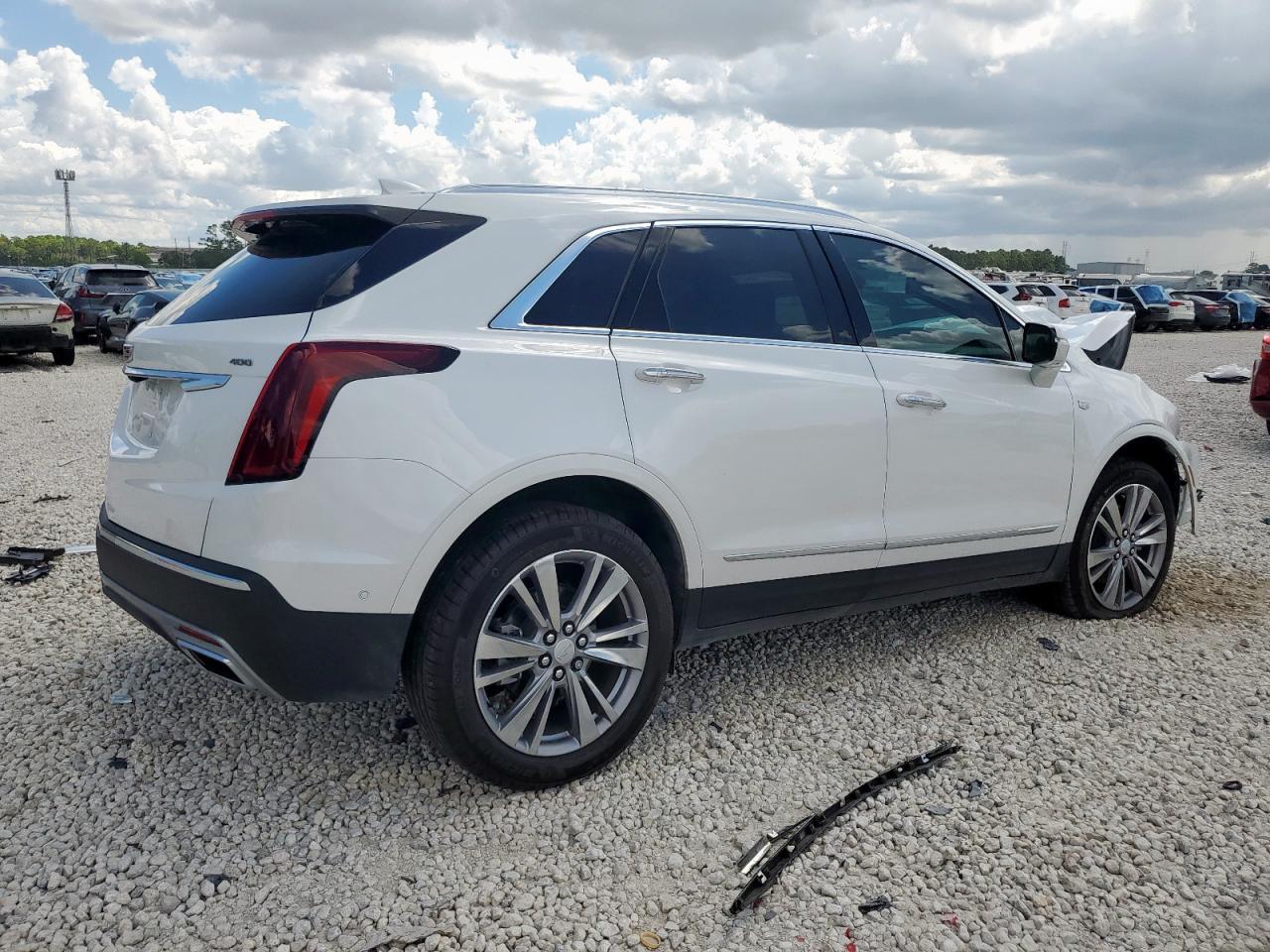 2024 CADILLAC XT5