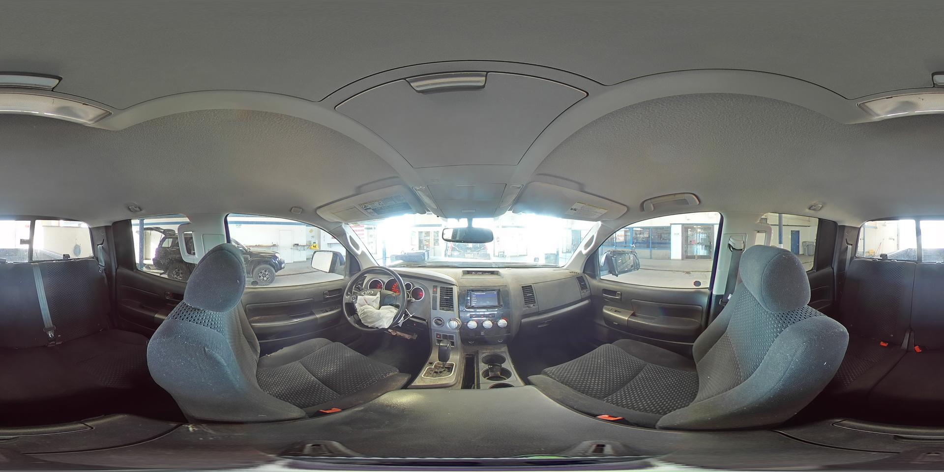 2011 TOYOTA TUNDRA