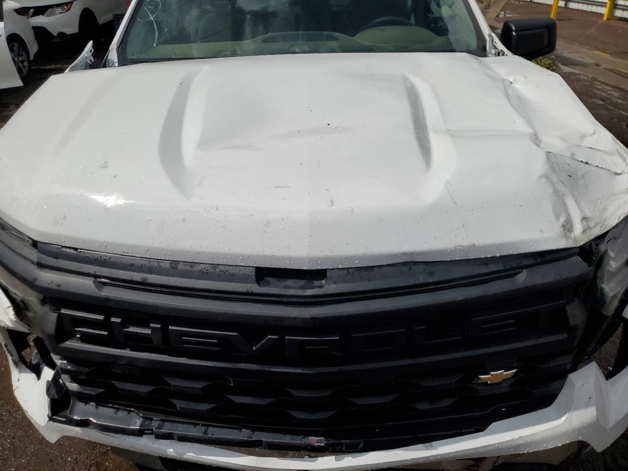 2024 CHEVROLET Silverado
