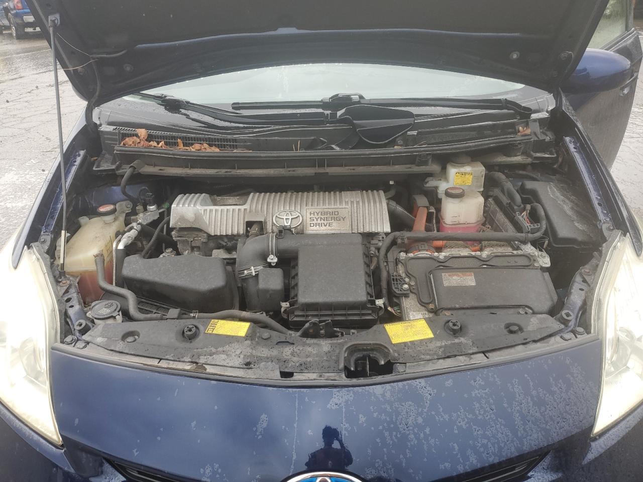 2015 TOYOTA PRIUS