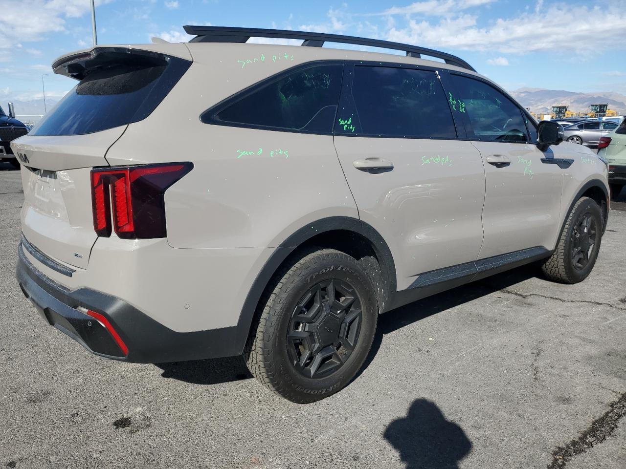 2025 KIA SORENTO