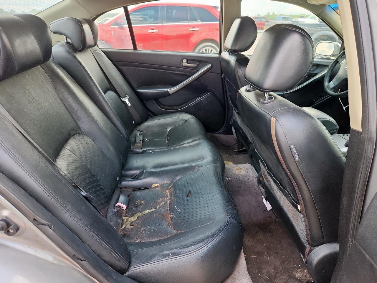 2004 INFINITI G35
