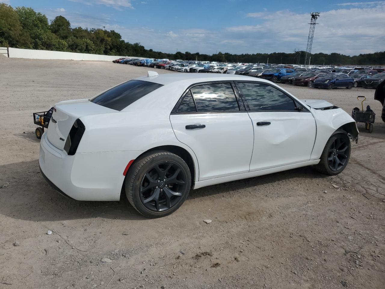 2020 CHRYSLER 300