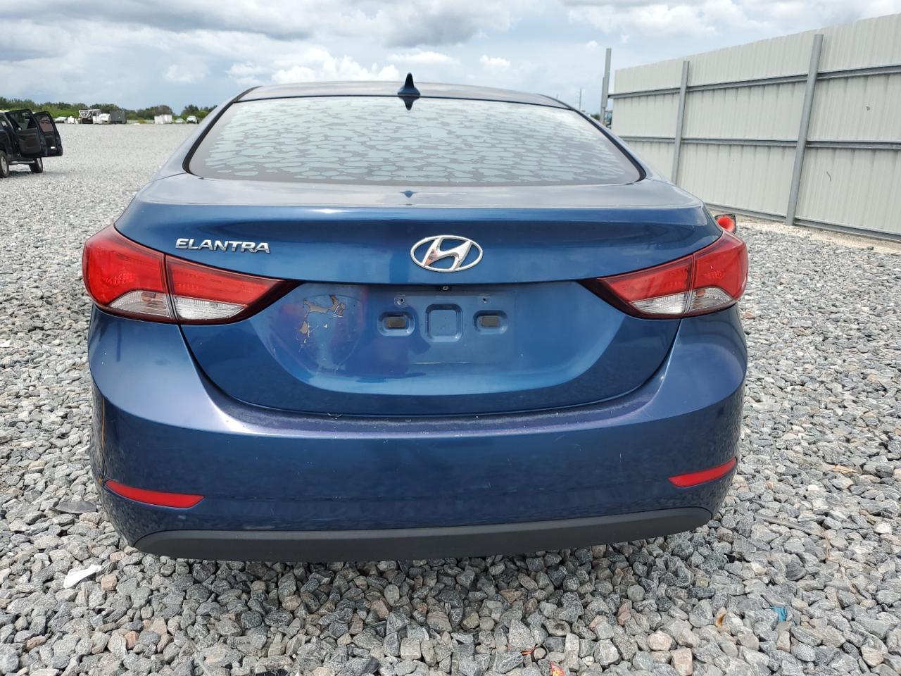 2015 HYUNDAI ELANTRA