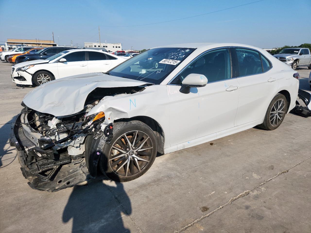 2023 TOYOTA CAMRY