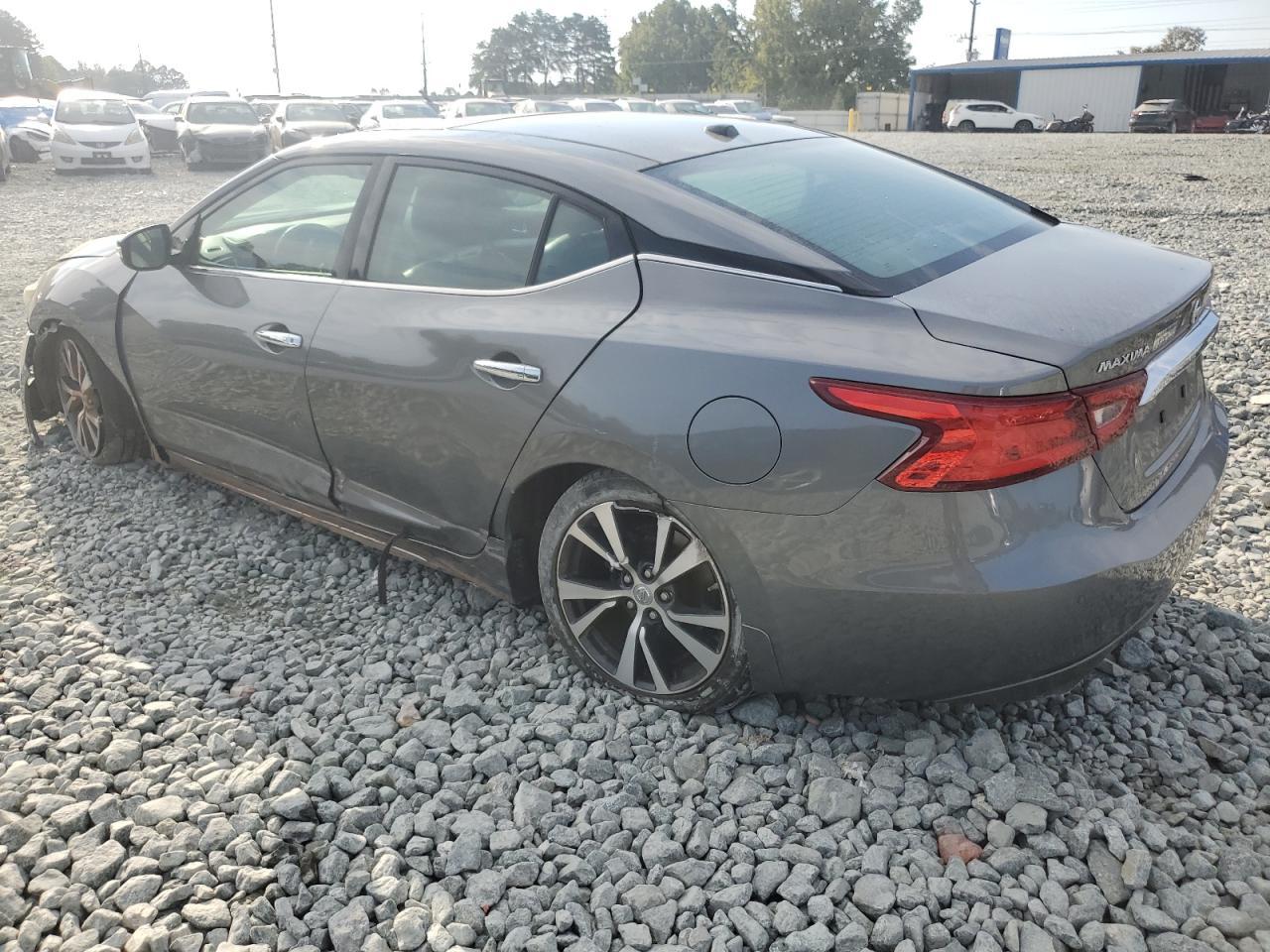 2016 NISSAN Maxima