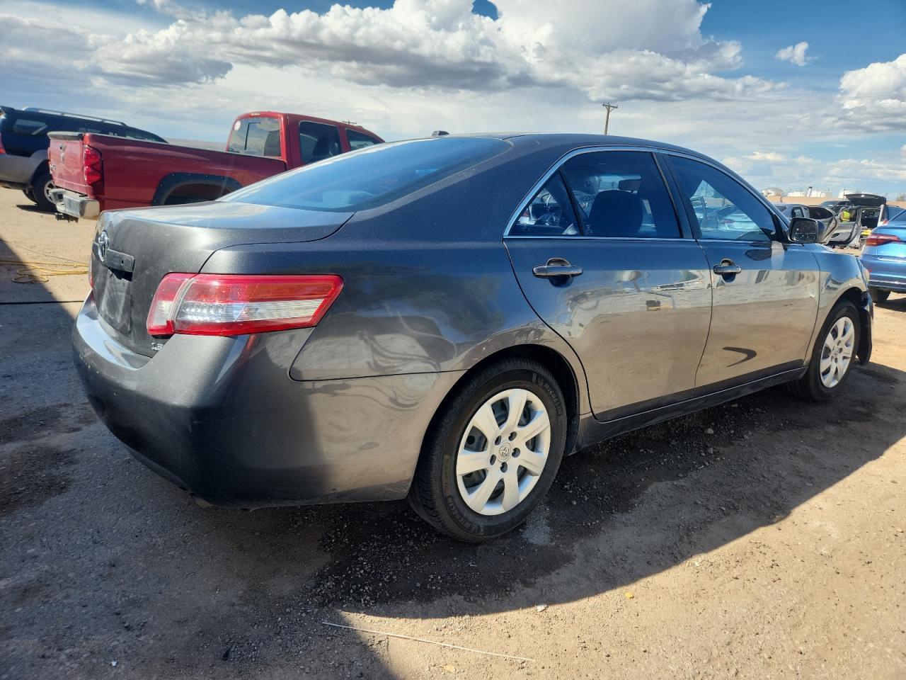 2011 TOYOTA CAMRY