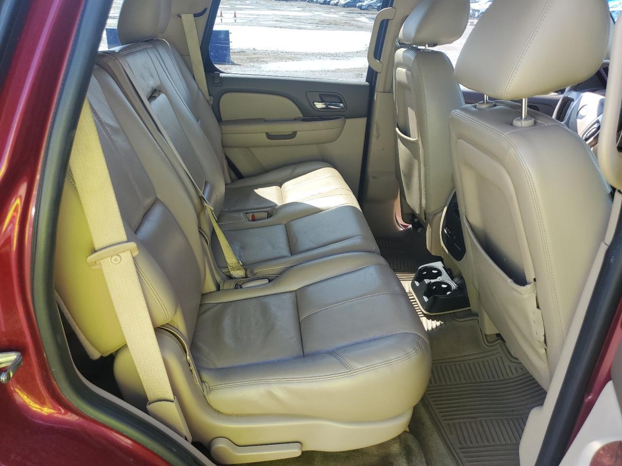 2011 CHEVROLET Tahoe