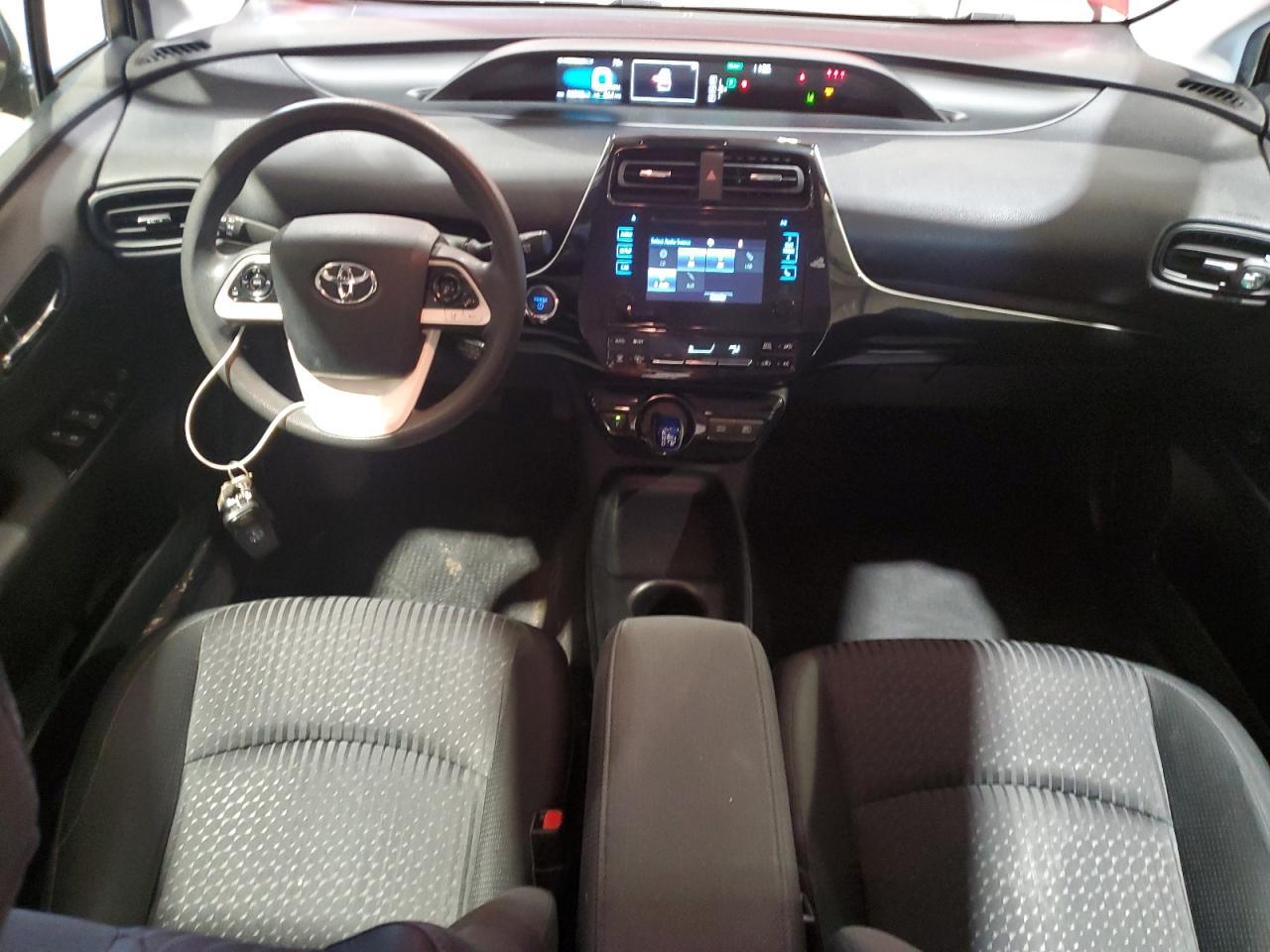 2017 TOYOTA PRIUS