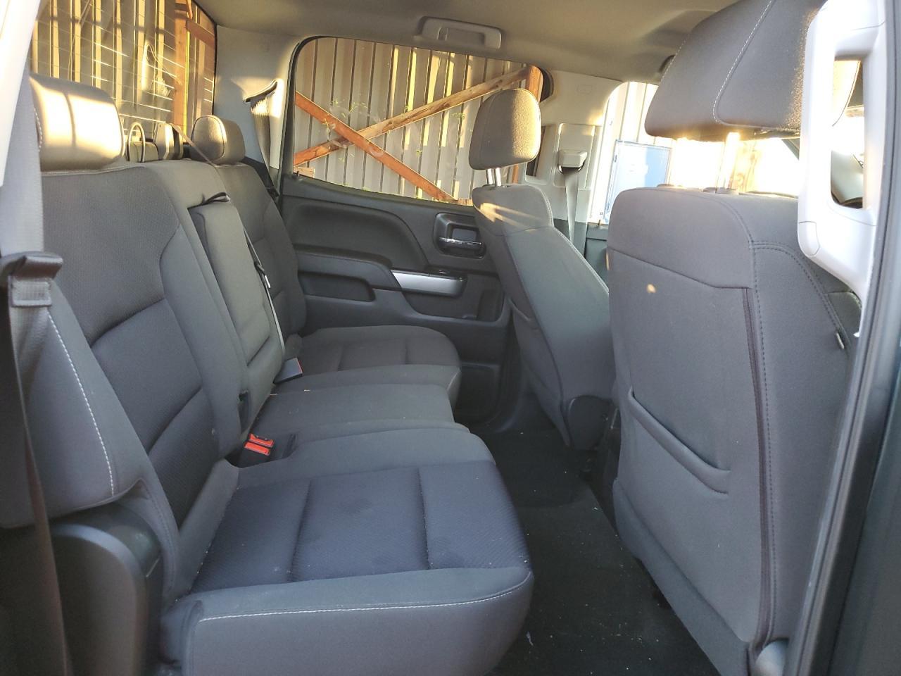 2018 CHEVROLET Silverado