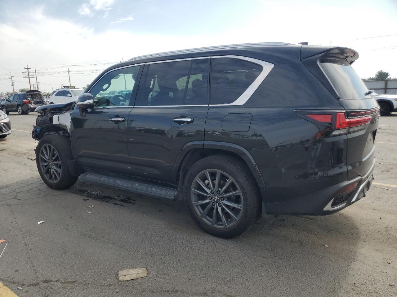 2025 LEXUS LX 600